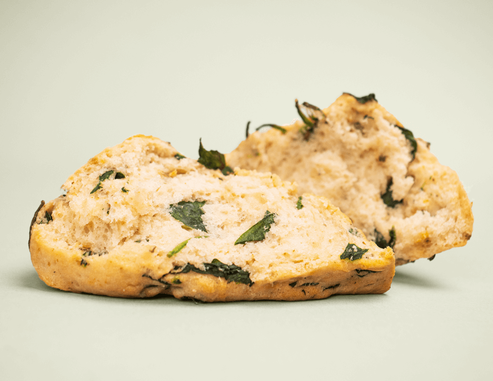 spinach and herb scone